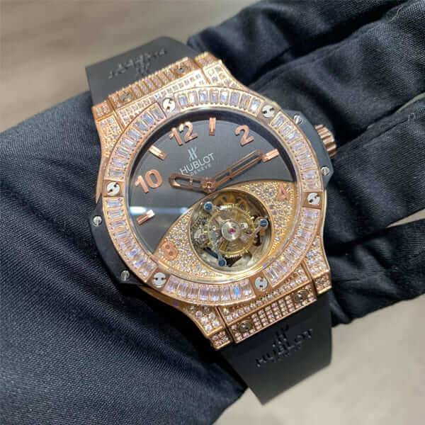 Hublot Rep 1:1 được chế tác từ vật liệu cao cấp cho độ bền tốt